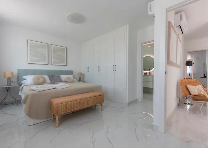 Penthouse Amarilla Golf - 7 Pools- *