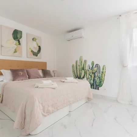 Penthouse Amarilla Golf - 7 Pools- 산미겔데아보나