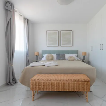 아파트 Penthouse Amarilla Golf - 7 Pools-