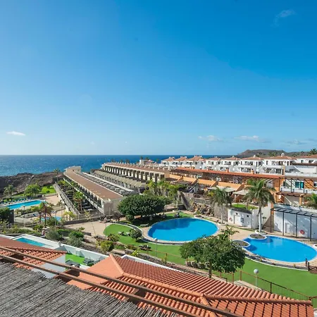 아파트 Penthouse Amarilla Golf - 7 Pools-